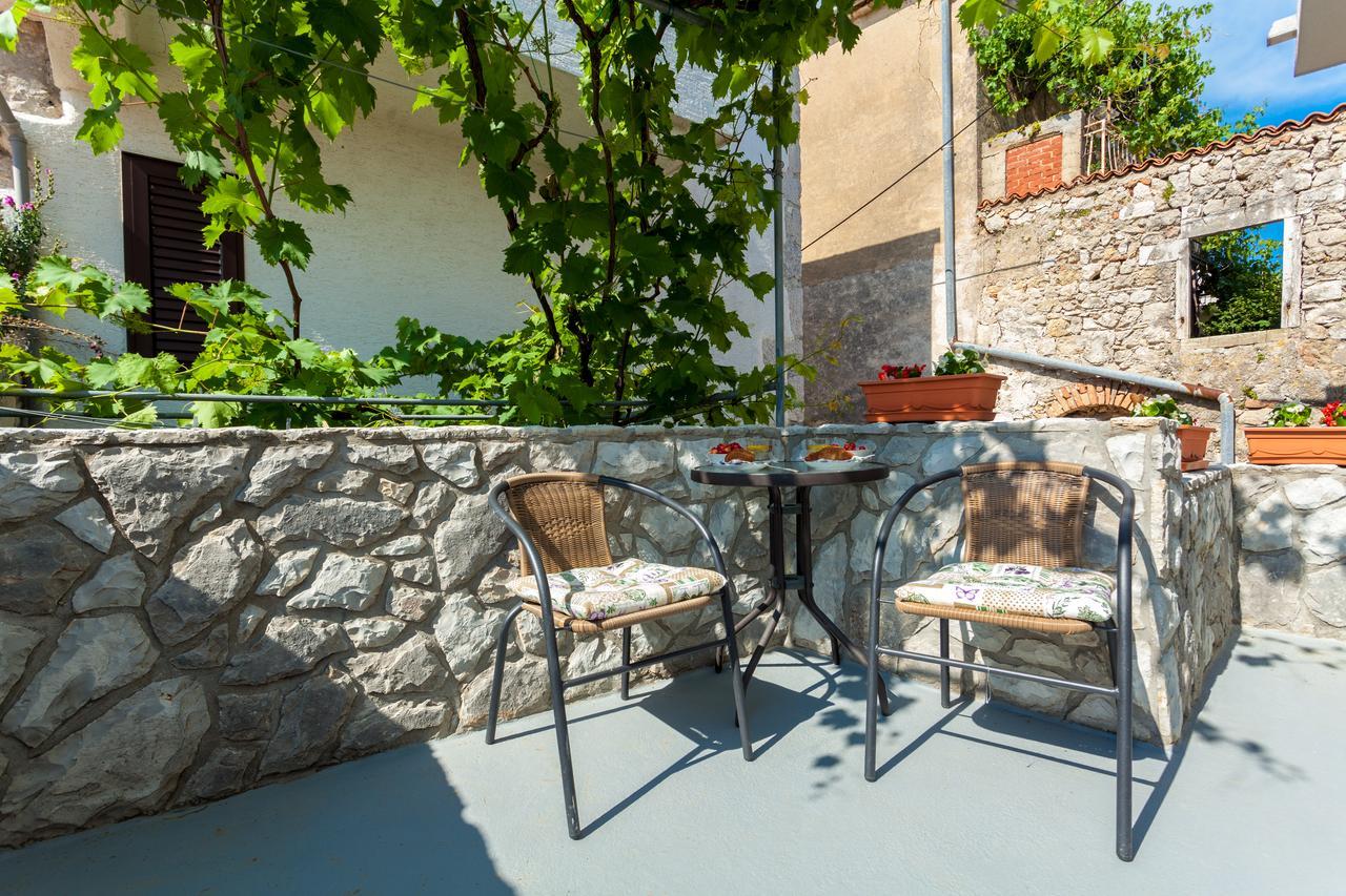 Apartment Placido Krk Krk Town Bagian luar foto